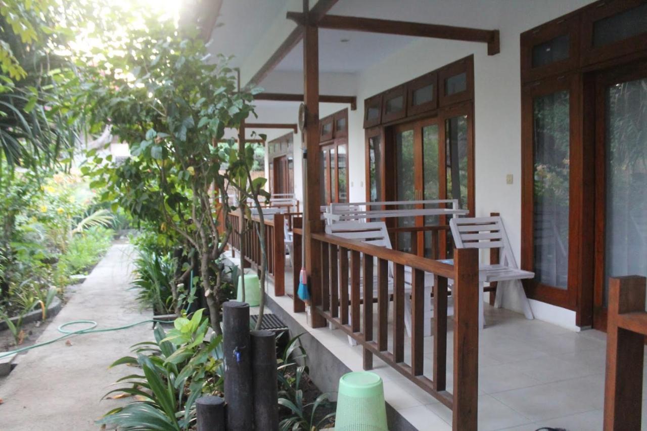 Gili Smile Bungalow Gili Trawangan Exterior foto