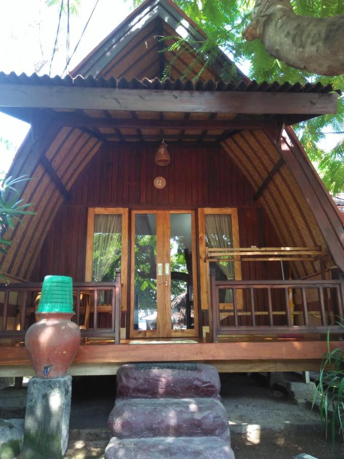 Gili Smile Bungalow Gili Trawangan Exterior foto