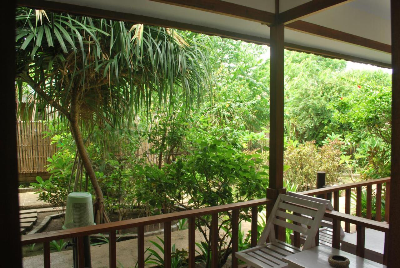Gili Smile Bungalow Gili Trawangan Exterior foto